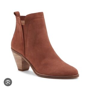 Lucky Brand  Jana Tan leather Ankle Booties